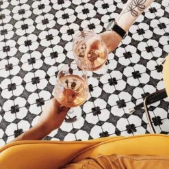 Enchante 8-in X 8-in Decorative Field Tile In Moderno (11.61 SqFt/Ctn) -Discount Flooring Store 0591299c 2fe0 4a45 9e5a 874cb4f6e757 1.fd9419e81f1bf298b73ce36a3291c5ea 1800x1800