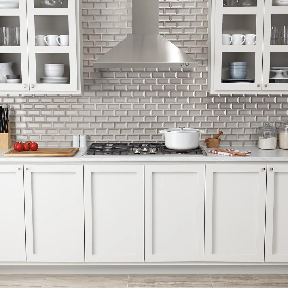 Marazzi Decor Accents Silver 12 In. X 12 In. X 8 Mm Glass Brick Joint Mosaic Wall Tile (0.8 Sq. Ft. / Piece) 6 Marazzi Decor Accents Silver 12 In. X 12 In. X 8 Mm Glass Brick Joint Mosaic Wall Tile (0.8 Sq. Ft. / Piece) - Image 4