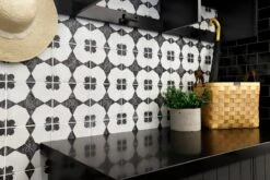 Enchante 8-in X 8-in Decorative Field Tile In Moderno (11.61 SqFt/Ctn) -Discount Flooring Store ccf4fa8c 1fc0 46bb afba 2fda8454a0de 2.56dfe416878bb04a45149a45e4392040 1800x1800